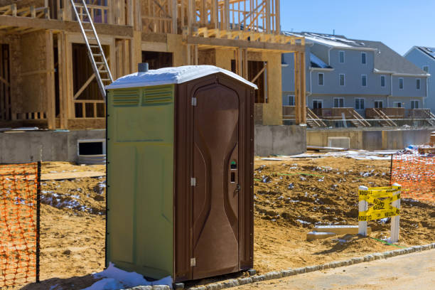 Best Wedding porta potty rental  in Montclair, VA