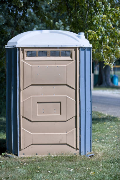 Best Best portable toilet rental  in Montclair, VA